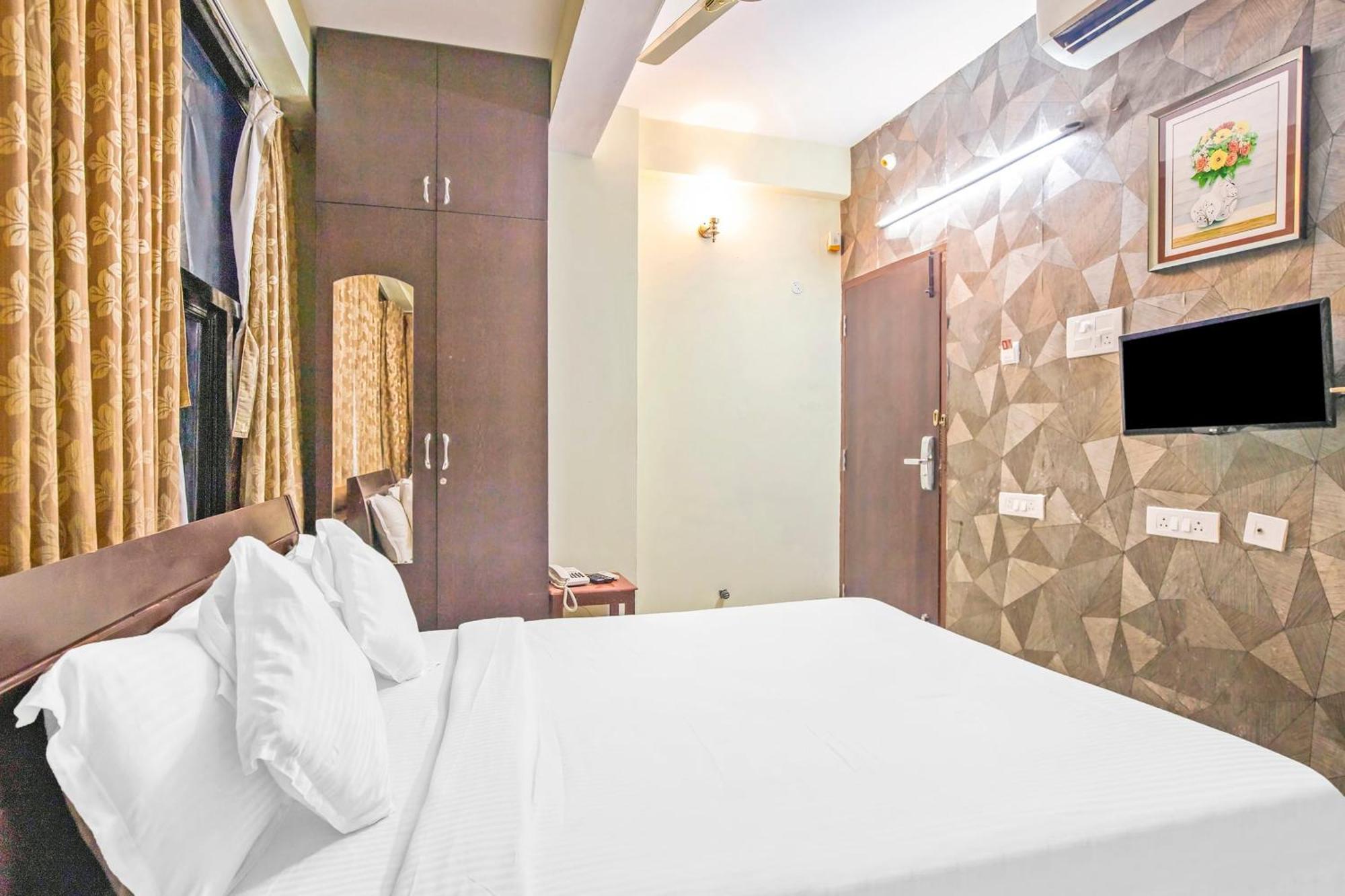 Super Hotel O Kelambakkam ภายนอก รูปภาพ